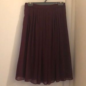 Beautiful White House Black Market chiffon skirt!